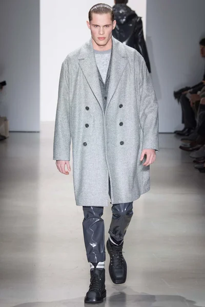Look 33